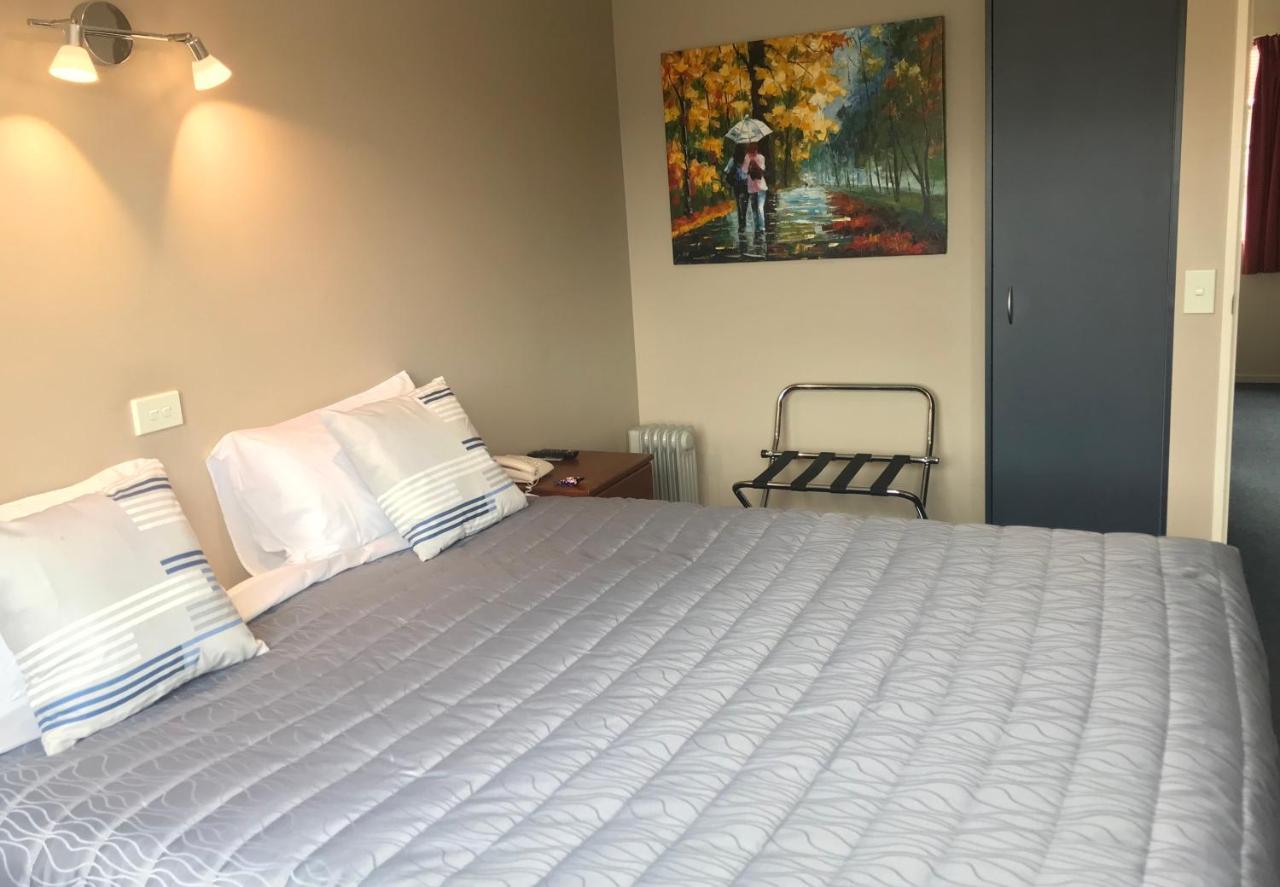 Phoenix Motels Temuka Экстерьер фото