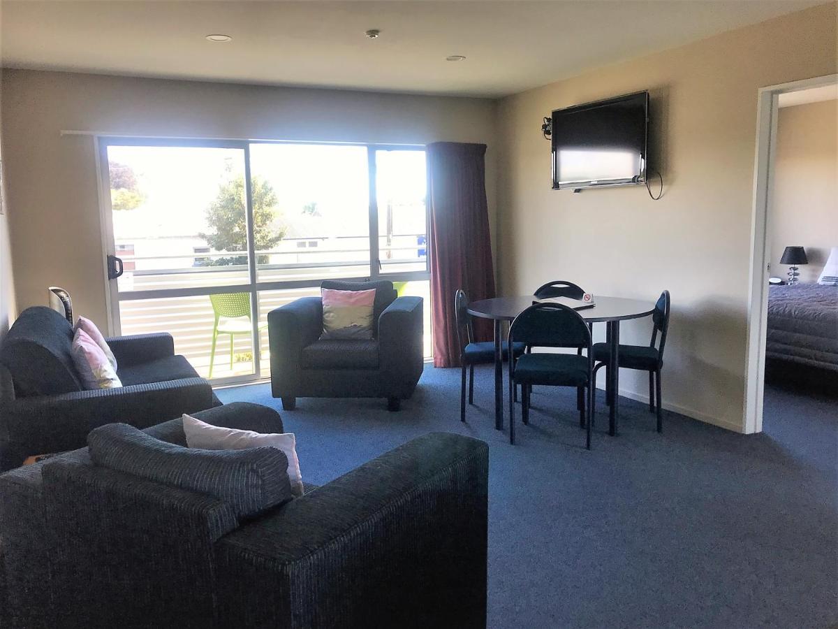 Phoenix Motels Temuka Экстерьер фото