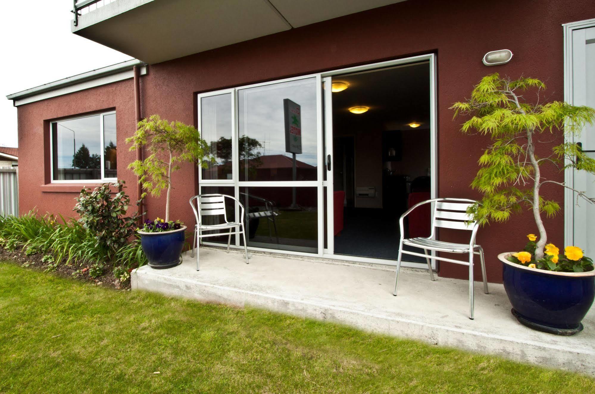 Phoenix Motels Temuka Экстерьер фото